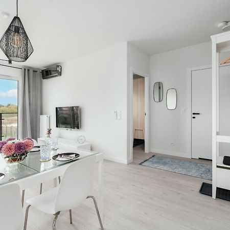 Stara Cegielnia Lake View Apartment By Renters Prestige Poznan Luaran gambar