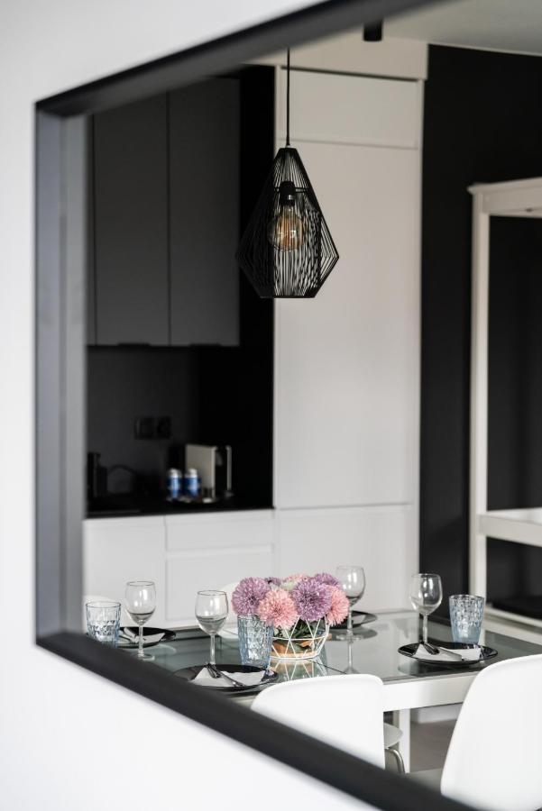 Stara Cegielnia Lake View Apartment By Renters Prestige Poznan Luaran gambar