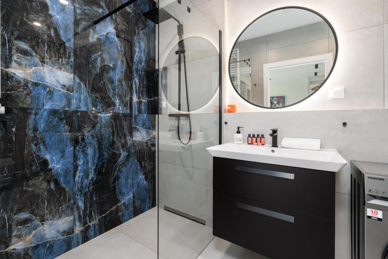 Stara Cegielnia Lake View Apartment By Renters Prestige Poznan Luaran gambar